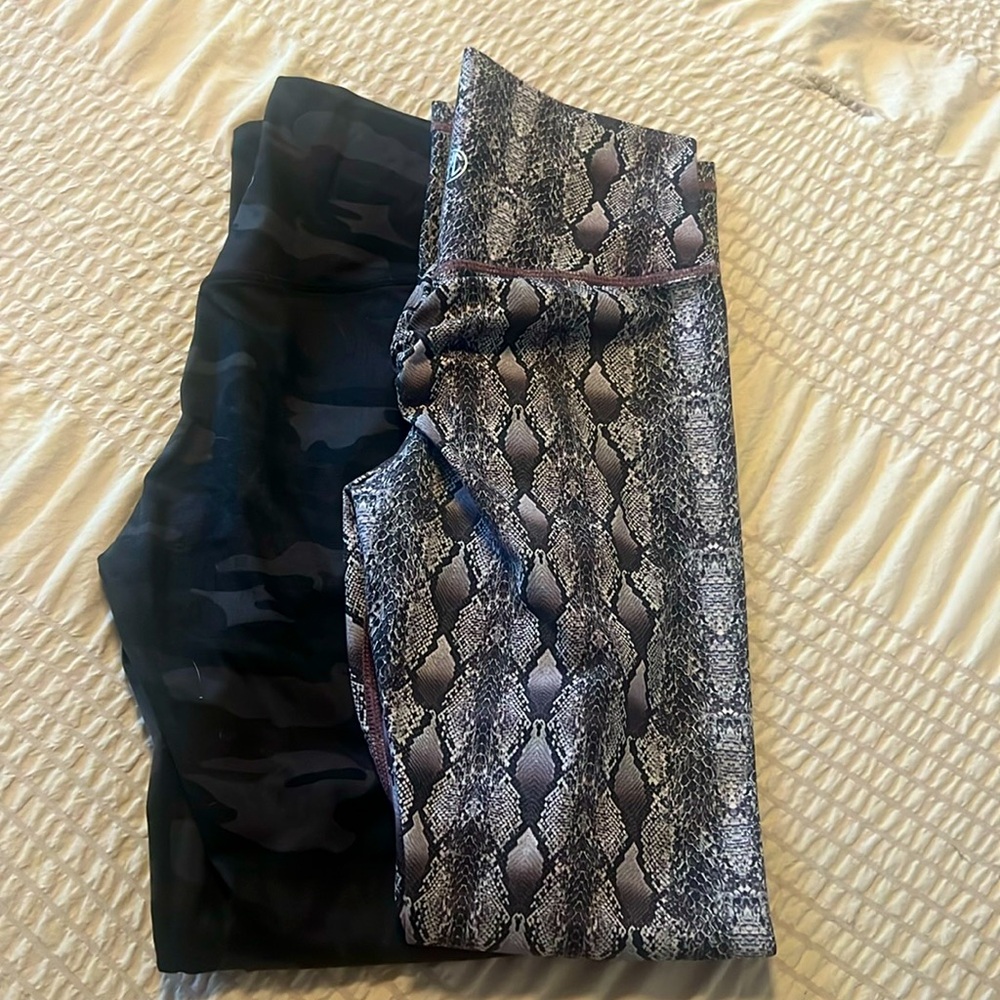 TYC soft women’s athletic leggings XS